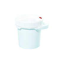 1.25 Gallon (gal) Capacity White Plastic Round Screw-Top Pail with Plastic Handle - 3200M & 3201LWM